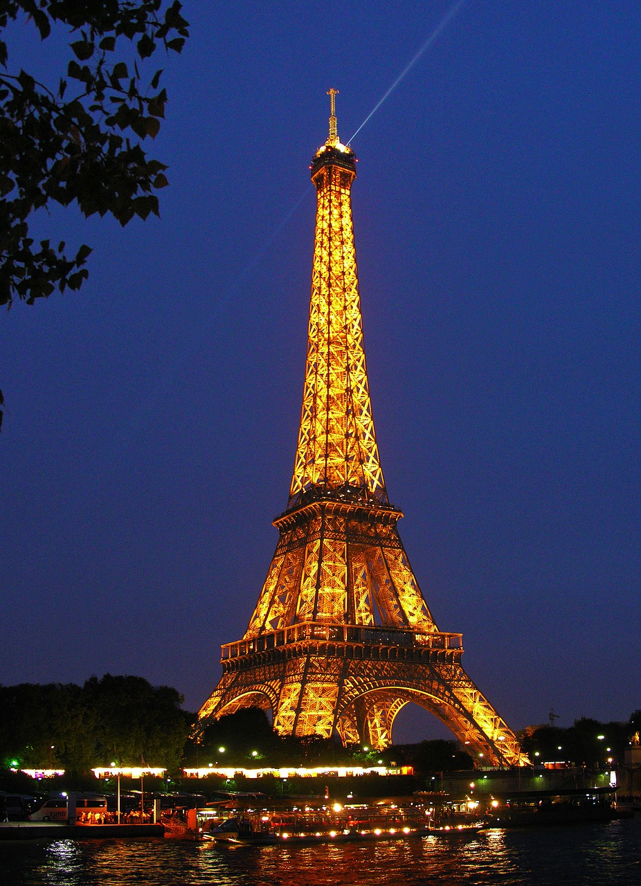Torre eiffel na cidade do amor. Paris