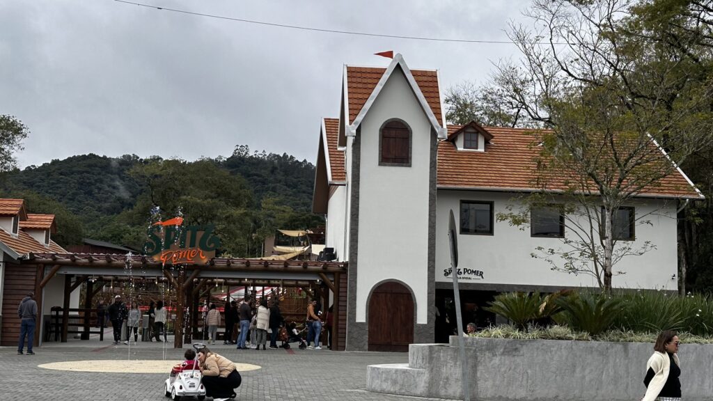 o que fazer com crianças em Pomerode